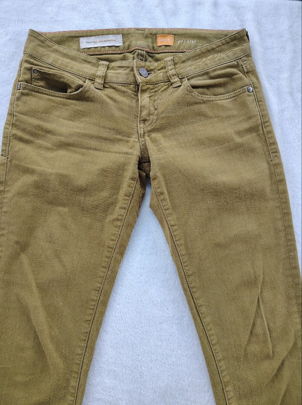 Pilcro Women's Skinny Jeans in Olive Green - Slim Stretch Fit